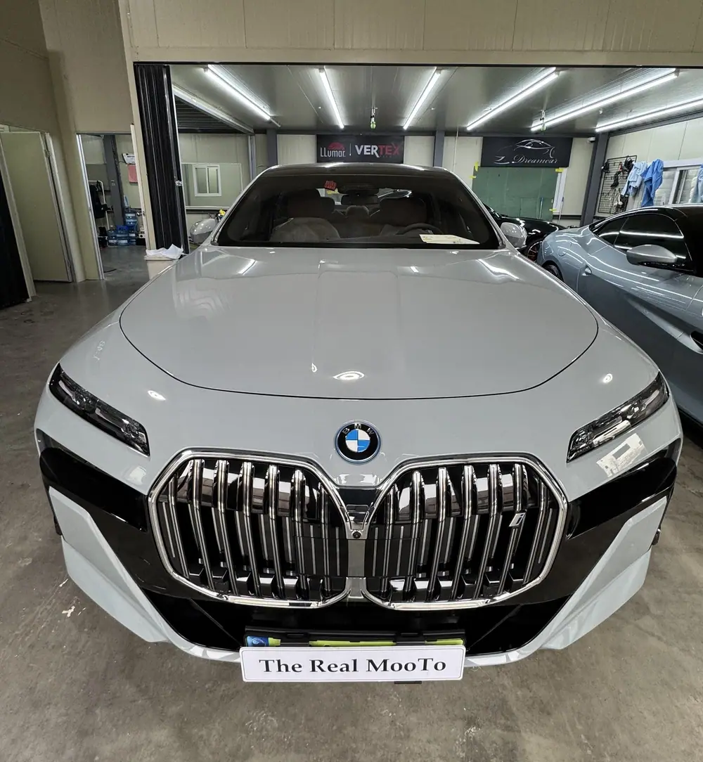 BMW i7 시공 전